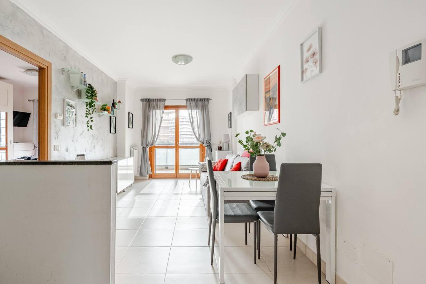 Laurentina House, Accogliente Bilocale A Sud Apartamento Roma